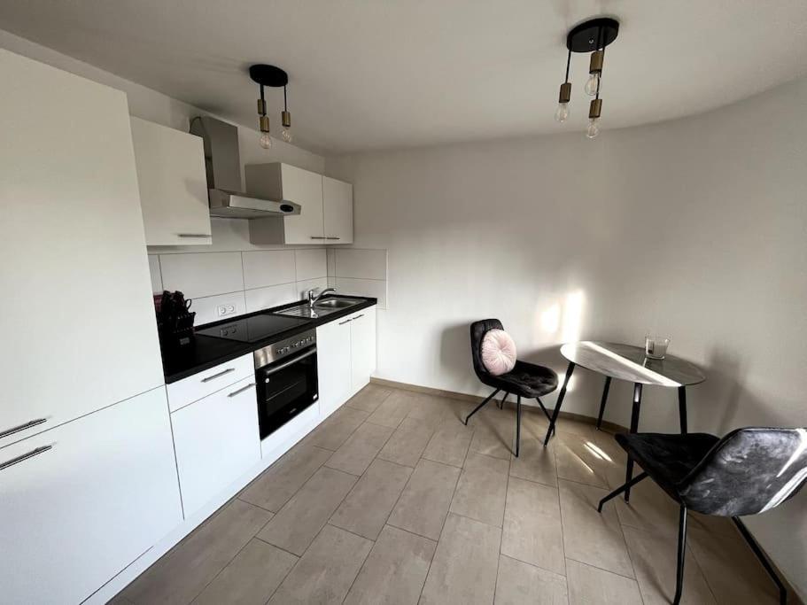 City Appartement Direkt Am Schloss! Karlsruhe Dış mekan fotoğraf